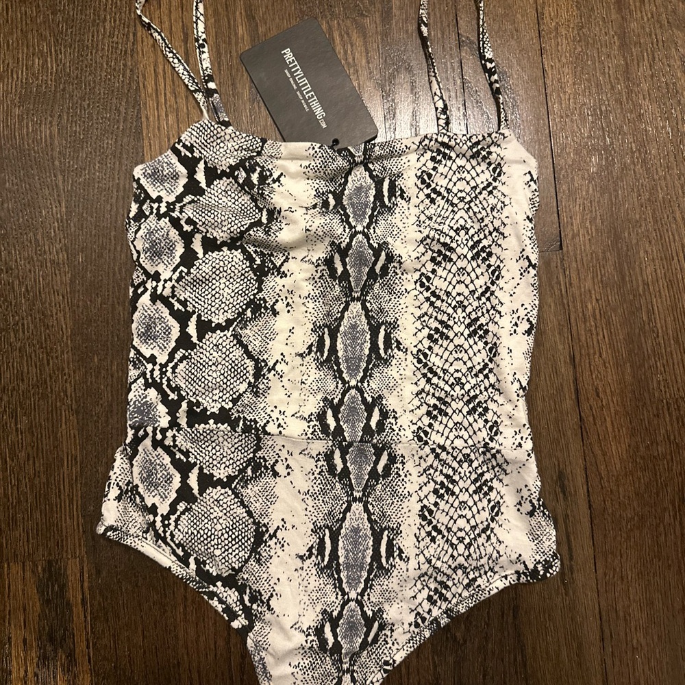 PrettyLittleThing Black and White Snake Print Bodysuit